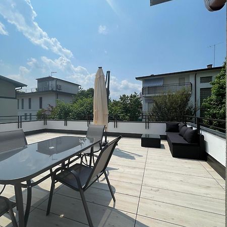 La Terrazza - Very Quiet - Free Park - 3 Min From Varese Center And Lake - Air Conditioning - Cycling Friendly Dış mekan fotoğraf